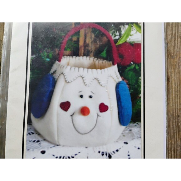 5/$25 Snowman Basket Pattern R768 River Town Warehouse 2005 - Picture 3 of 6